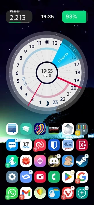 Captura de pantalla de mun mòbil Samsung Galaxy A30s (amb Android 11 i OneUI 3.1) mostrant la pàgina principal del Smart Launcher. Hi surt el widget gran blanc del Sectograph enmig dol pantalla, tres widgets petits a la part superior, i una graella de 30 aplicacions a baix en format de taula 6x5.